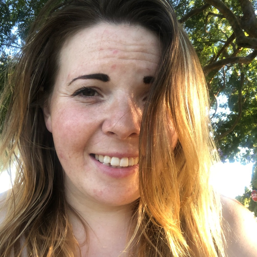 Meet your Posher, Adelina